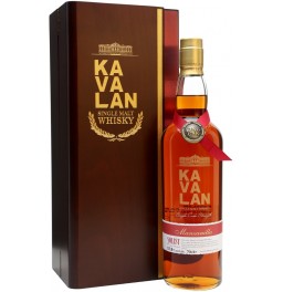 Виски Kavalan, "Solist" Manzanilla Single Cask (57,8%), wooden box, 0.7 л