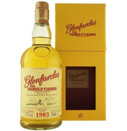 Виски Glenfarclas 1983 Family Casks (47.3%), in gift box, 0.7 л