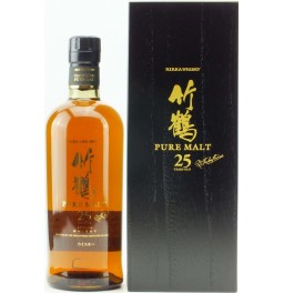 Виски Nikka, "Taketsuru" 25 Years Old, wooden box, 0.7 л