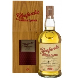 Виски Glenfarclas 1983 "Family Casks" (53%), in gift box, 0.7 л