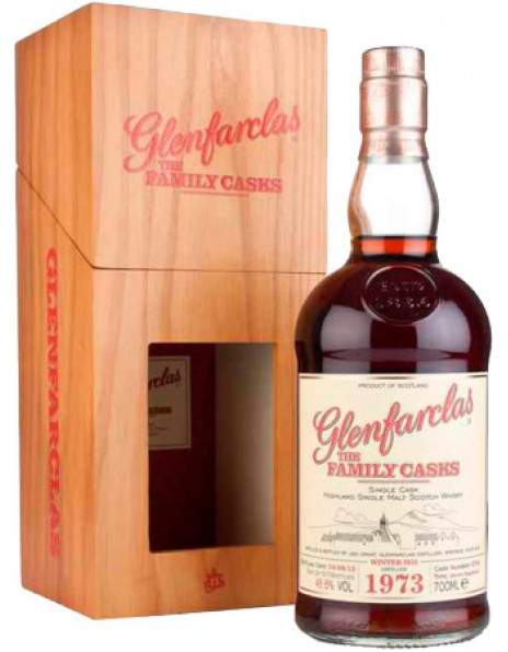 Виски Glenfarclas 1973 "Family Casks" (48,6%), in wooden box, 0.7 л