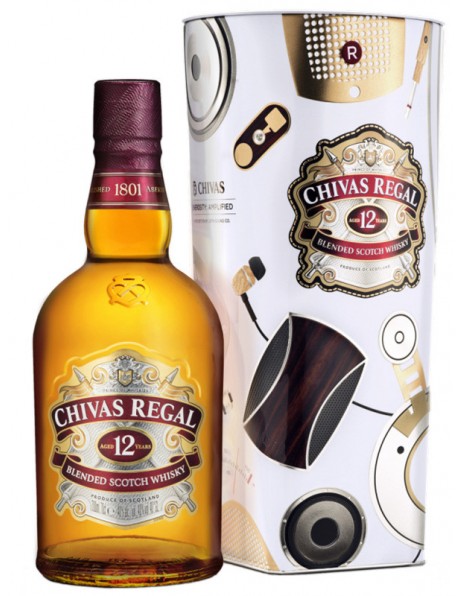 Виски "Chivas Regal" 12 years old, metal box, 0.7 л